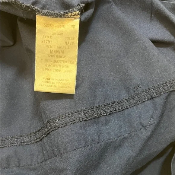 Scrub Top - Picture 6 of 6